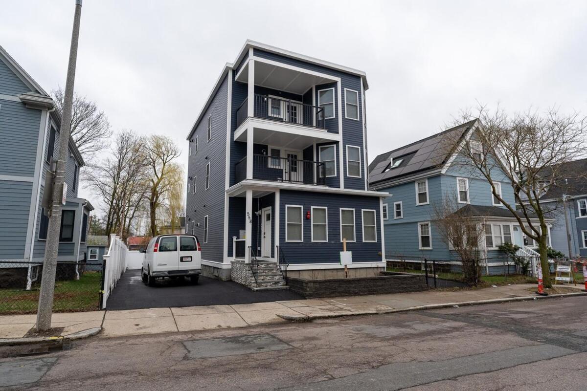 558-3 3br - Modern Nest Near Franklin Park Apartamento *